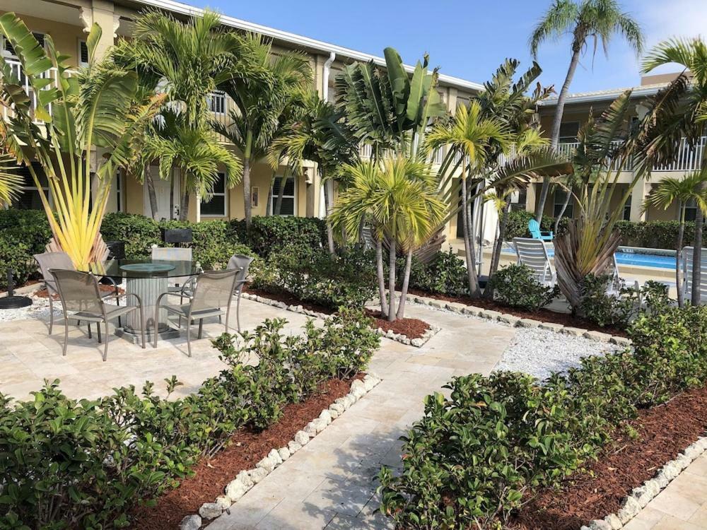 The Costal Hotelクリアウォーター エクステリア 写真