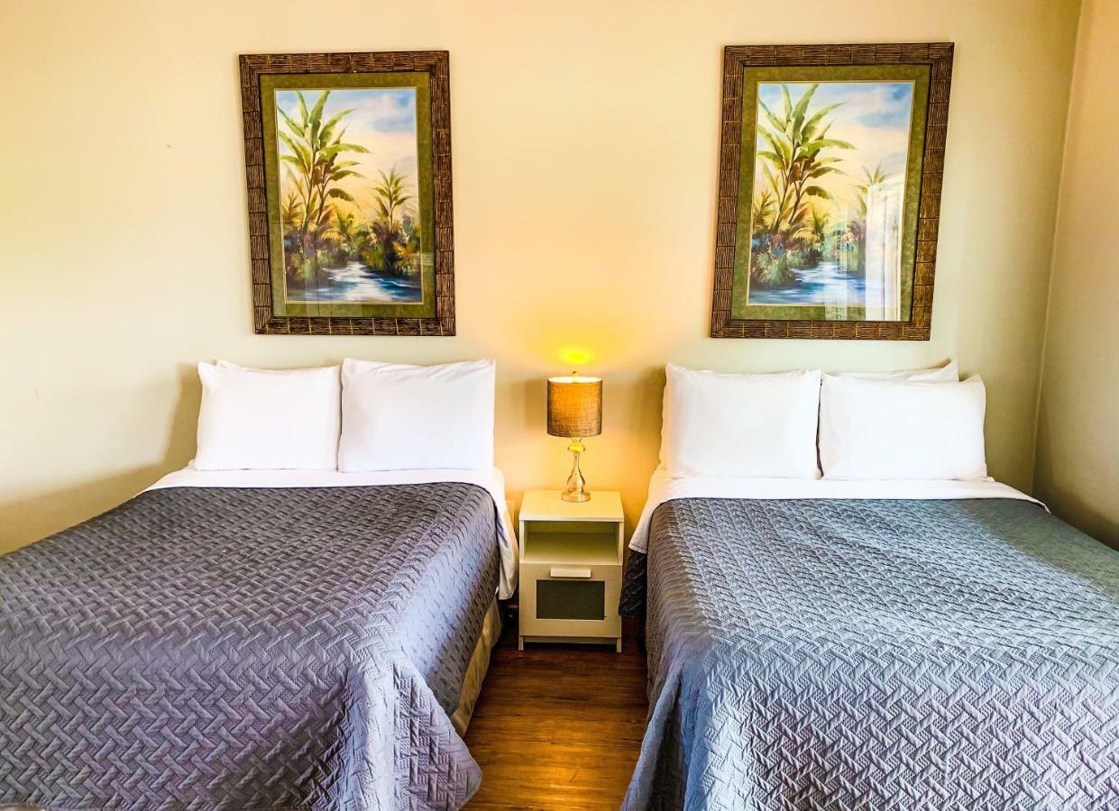 The Costal Hotelクリアウォーター エクステリア 写真
